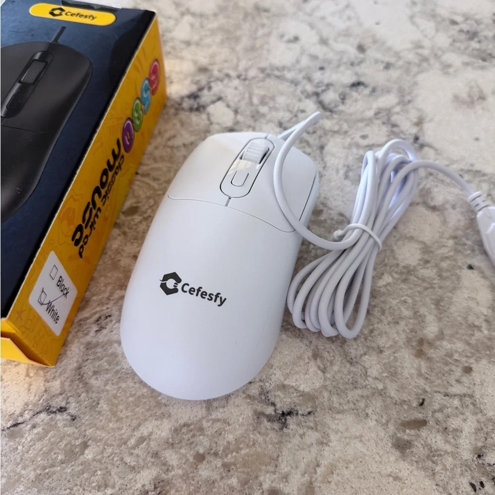 White Wired Mouse